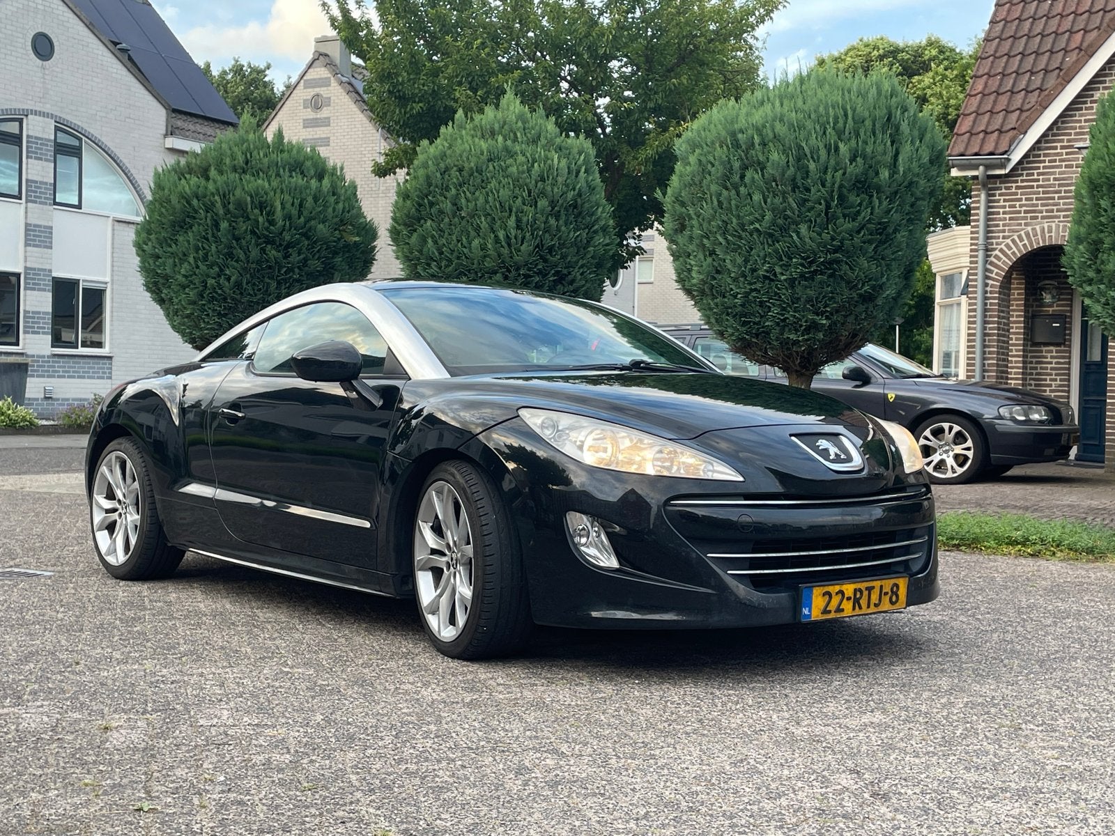 Peugeot RCZ 1.6 THP 2011 Zwart, Voorwielaandrijving, 15 km/l, 4 stoelen, Zwart