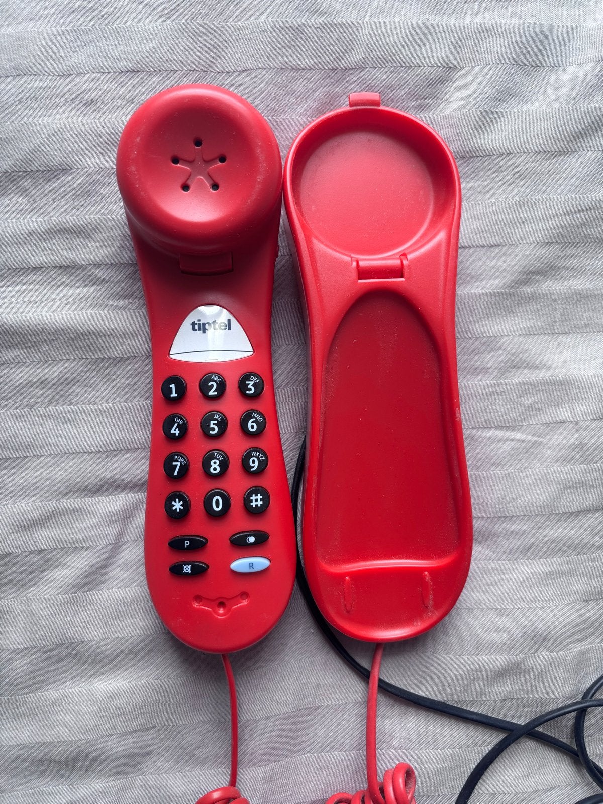 Tiptel rode vaste telefoon met druktoetsen, Ophalen of Verzenden, Gebruikt