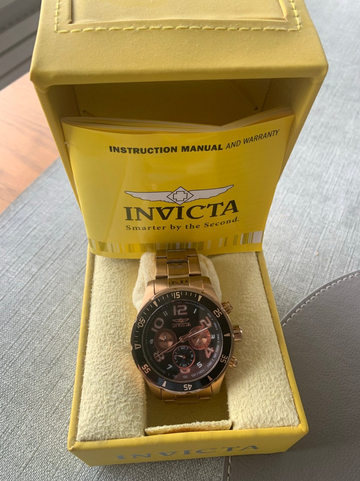 Invicta horloge - Goed lopend en onbeschadigd, Sieraden, Tassen en Uiterlijk, Horloges | Heren, Staal, Polshorloge, Zo goed als nieuw