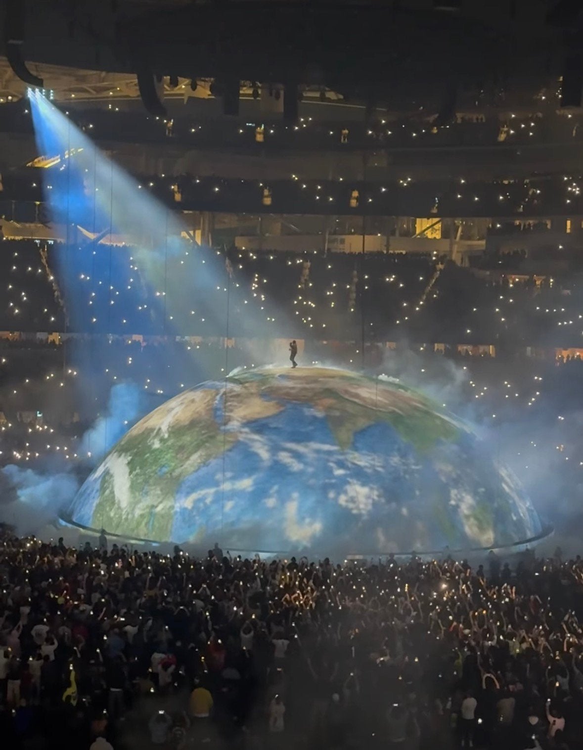Kanye West/Ye live concert, Tickets en Kaartjes, Twee personen