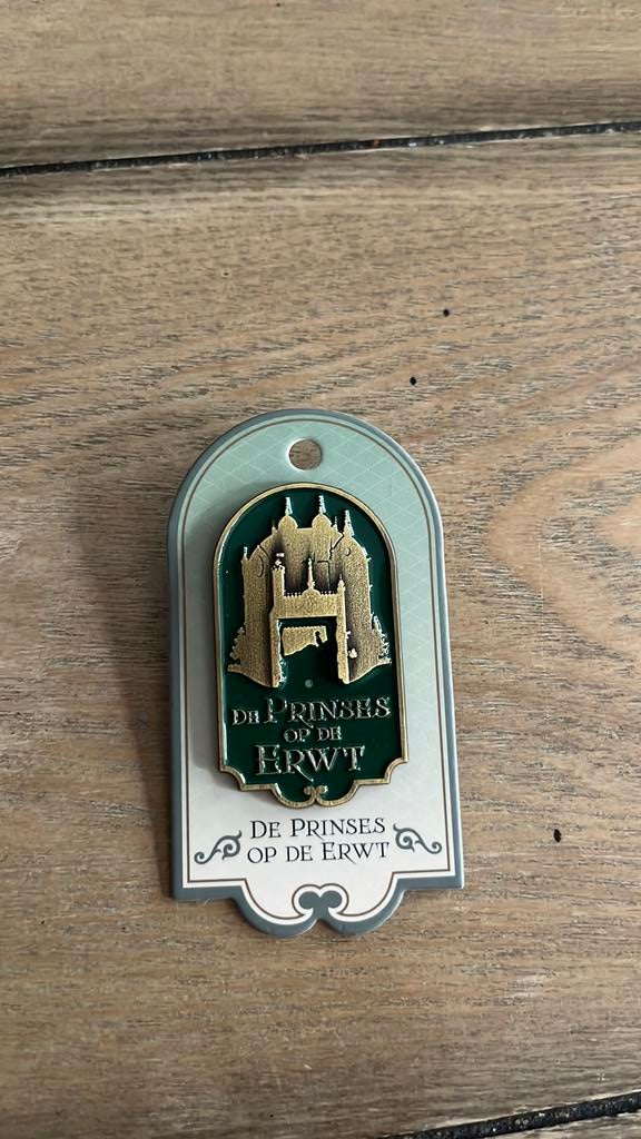 Efteling pin prinses op de erwt, Ophalen of Verzenden, Nieuw, Button of Speldje