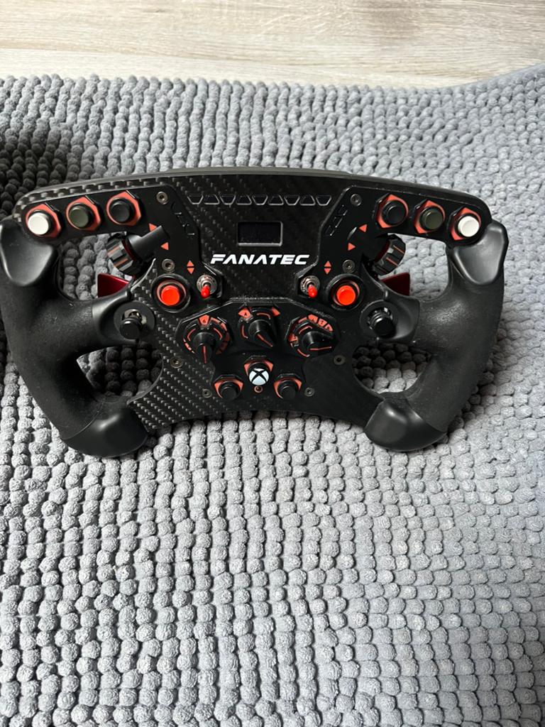Fanatec f1 stuur, Spelcomputers en Games, Spelcomputers | Xbox | Accessoires, Ophalen of Verzenden, Zo goed als nieuw, Stuurtje of Sportattribuut