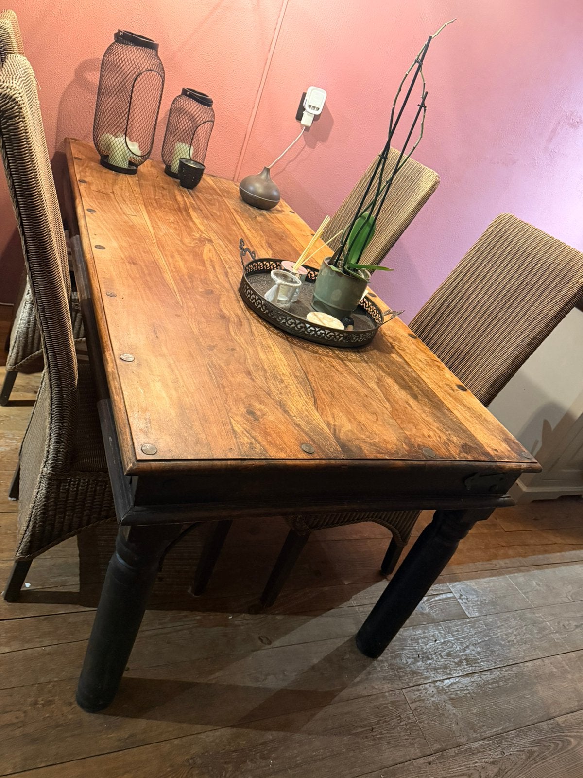 Koloniale tafel, Ophalen, Koloniaal, 50 tot 100 cm, Zo goed als nieuw