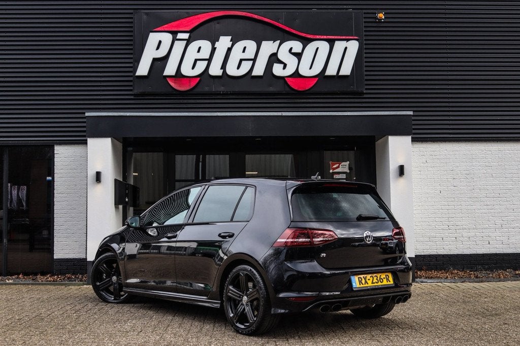 Volkswagen Golf 2.0 TSI R 4Motion DEALER OH KEYLESS ACC, Gebruikt, Euro 6, 4 cilinders, 1984 cc