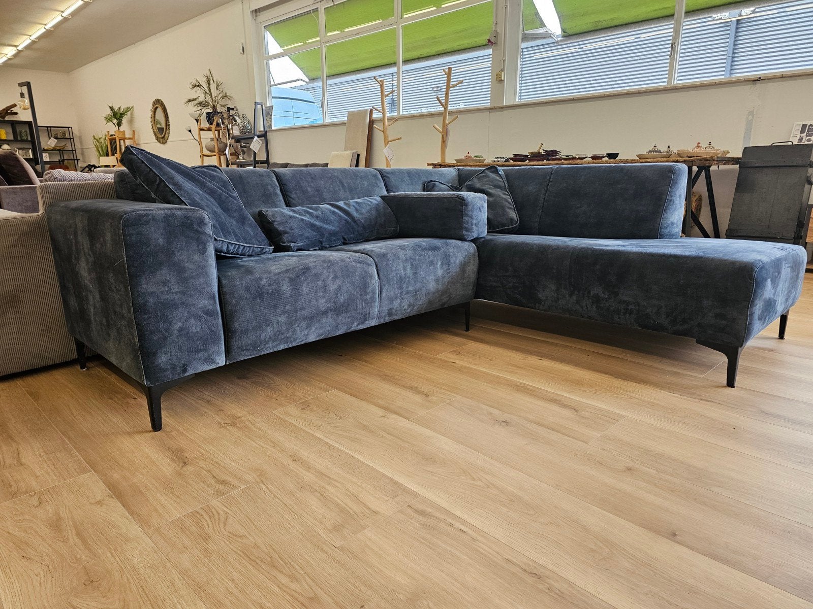 Hoekbank - Velours - Petrol, Zo goed als nieuw, Info@homefriesland.nl, Kelvinstraat 6 8912BA, Home Friesland