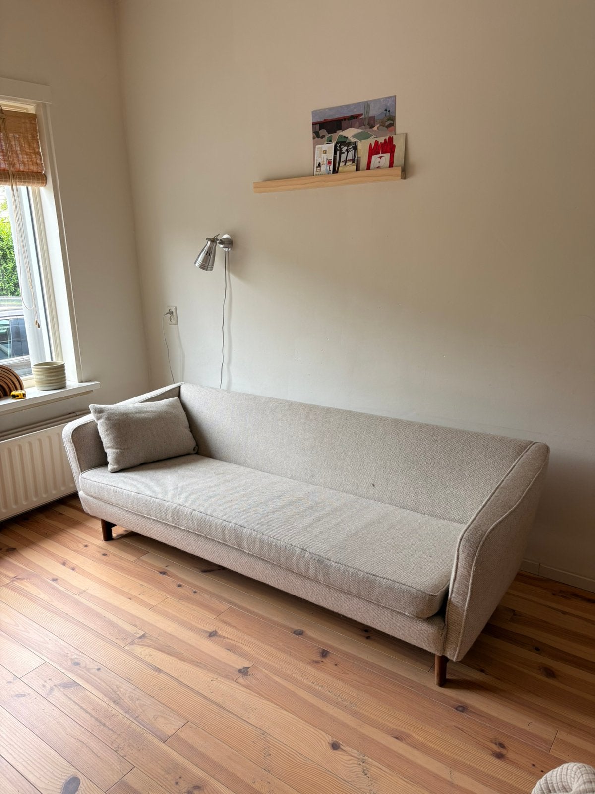 Vintage bank met wollen bekleding, Huis en Inrichting, Banken | Bankstellen, Ophalen, Gebruikt, Vintage, Driepersoons