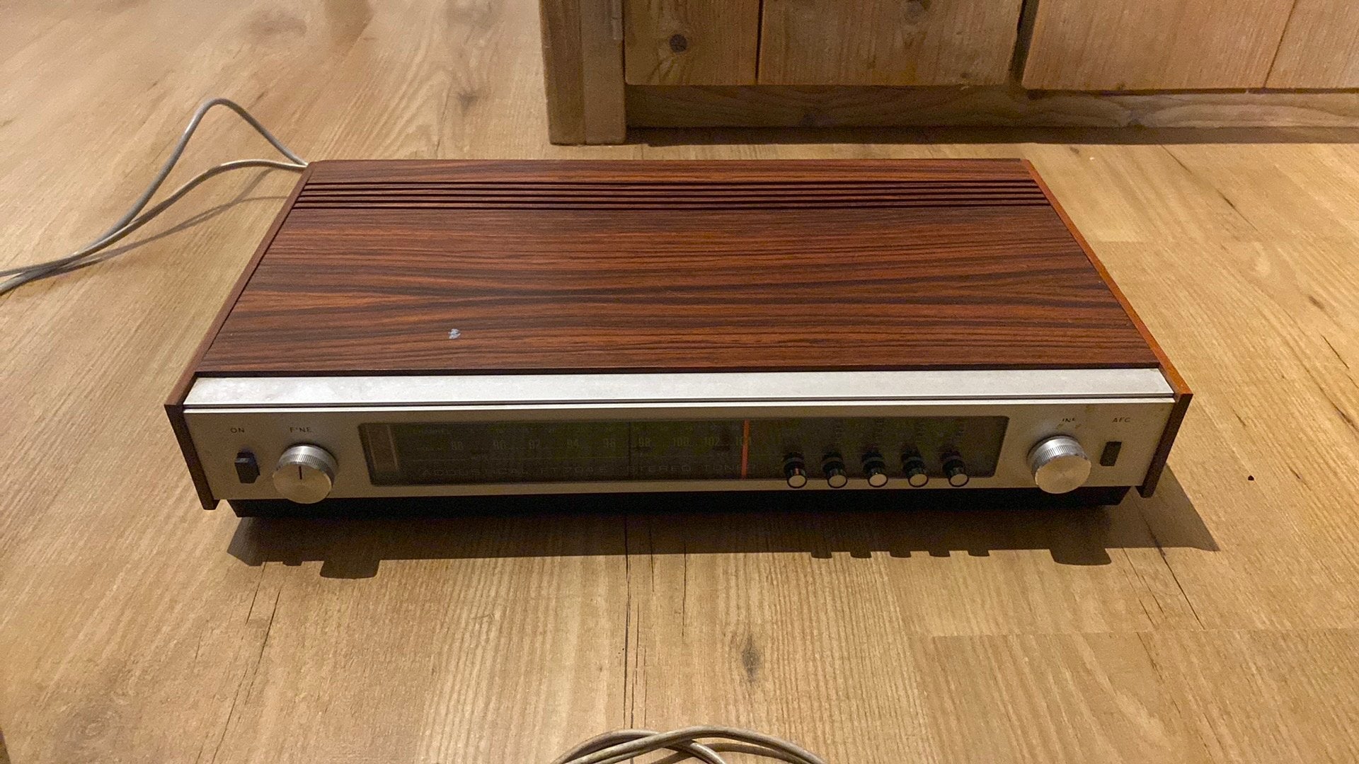 Radio Acoustical FT 704E, Audio, Tv en Foto, Ophalen, Gebruikt, Analoog