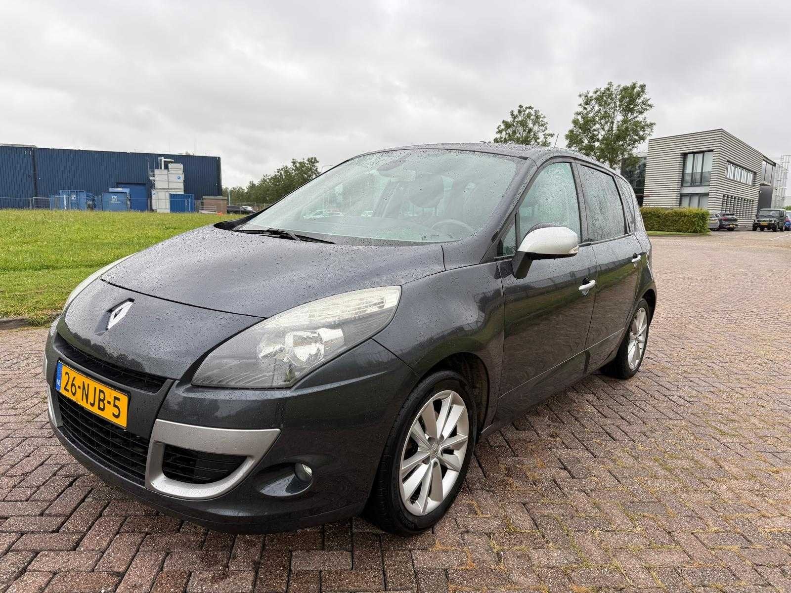 Renault Scénic 1.6 Celsium, 26-NJB-5, Auto's, Renault, Voorwielaandrijving, Gebruikt, Handgeschakeld, Euro 4