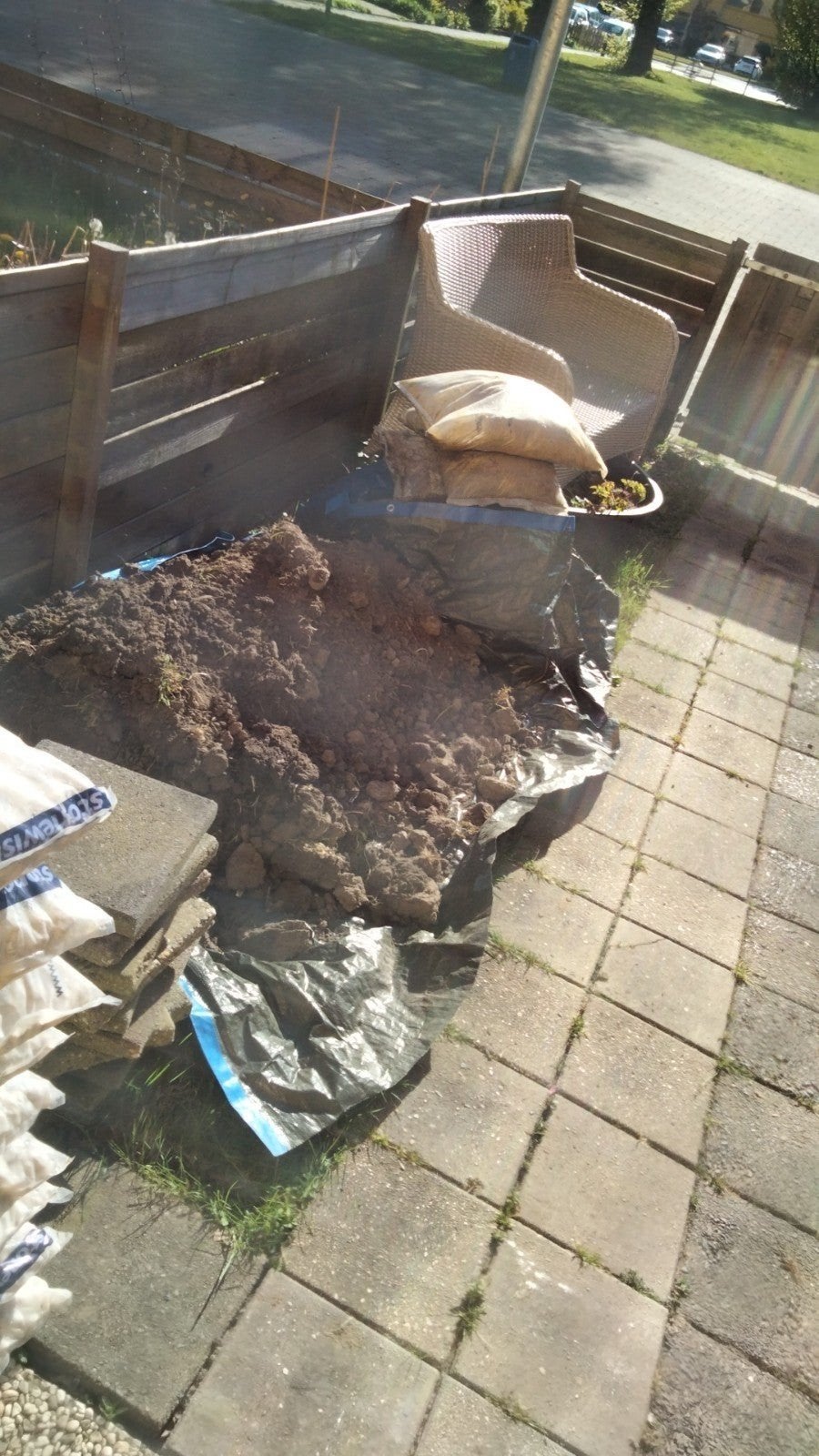 Zwart grond, Ophalen