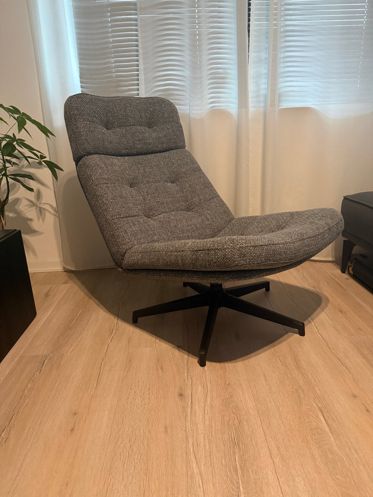 IKEA HAVBERG Draai relax fauteuil, Lejde grijs/zwart, Ophalen, Zo goed als nieuw, Stof
