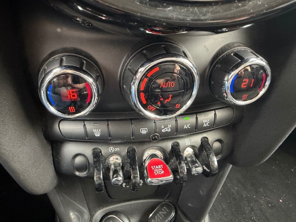 Mini COOPER 5-Deurs 1.5 Cooper 2DE EIG. CLIMA NAVI NAP APK 3, 136 pk, Gebruikt, Euro 6, 49 €/maand