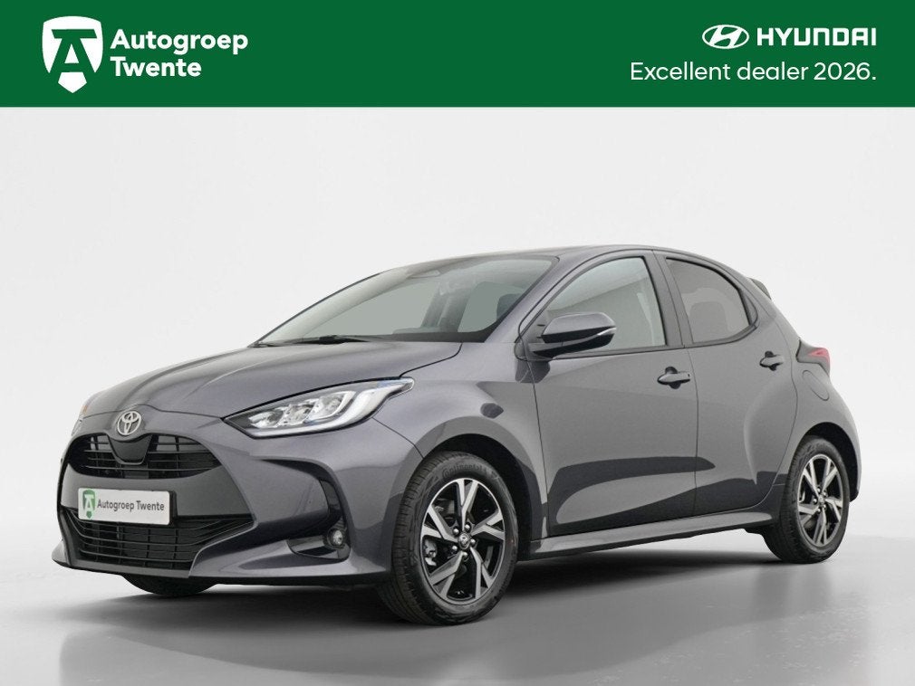 Toyota Yaris 1.5 Hybrid 115 Dynamic | LED | Camera | Private, Stof, Gebruikt, 1490 cc, Hybride Elektrisch/Benzine