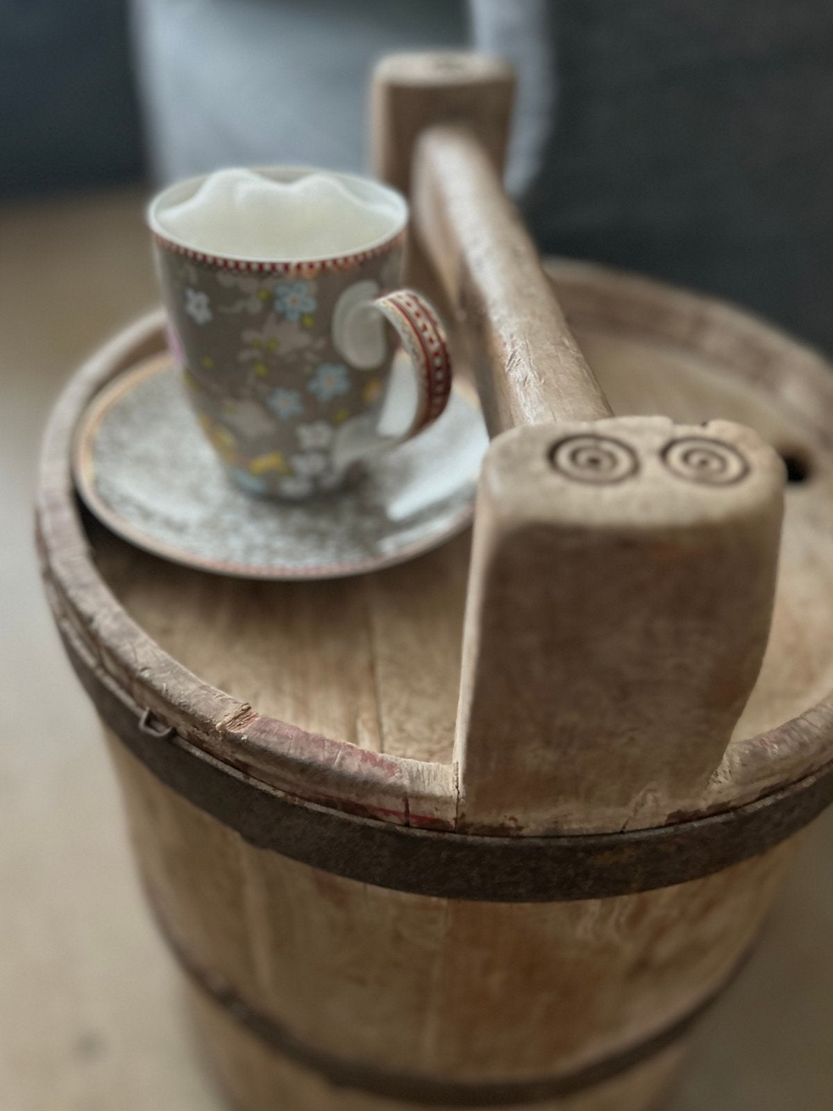 Oude Chinese wateremmer mooi als bijzettafeltje sober, Antiek en Kunst, Ophalen