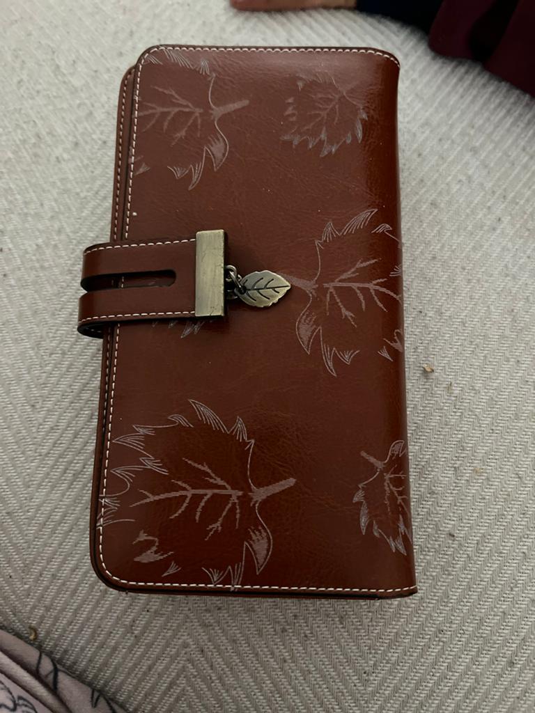 Nieuwe bruine portemonnee met bladmotief, Sieraden, Tassen en Uiterlijk, Portemonnees, Ophalen of Verzenden, Nieuw, Bruin, Overige merken