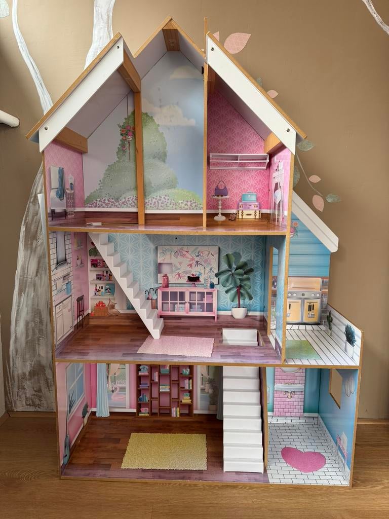 Groot Barbiehuis met inrichting, Ophalen of Verzenden, Gebruikt, Poppenhuis