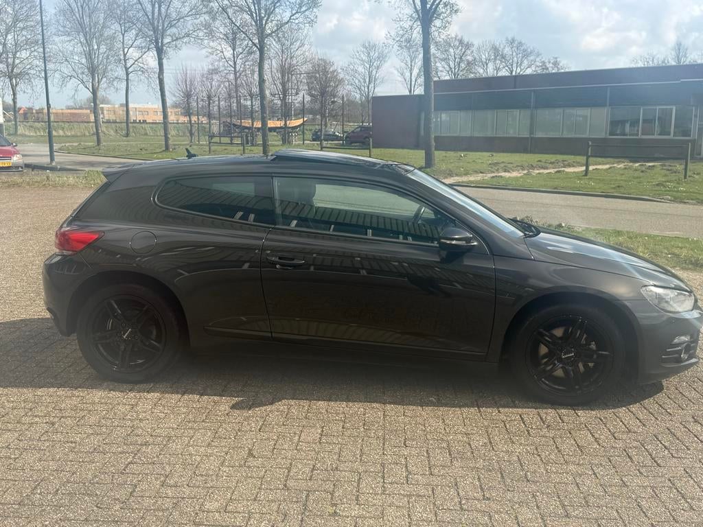 Volkswagen Scirocco 2.0 TSI DSG 2009 Bruin, Auto's, Volkswagen, 4 cilinders, 4 stoelen, Bedrijf, Geïmporteerd