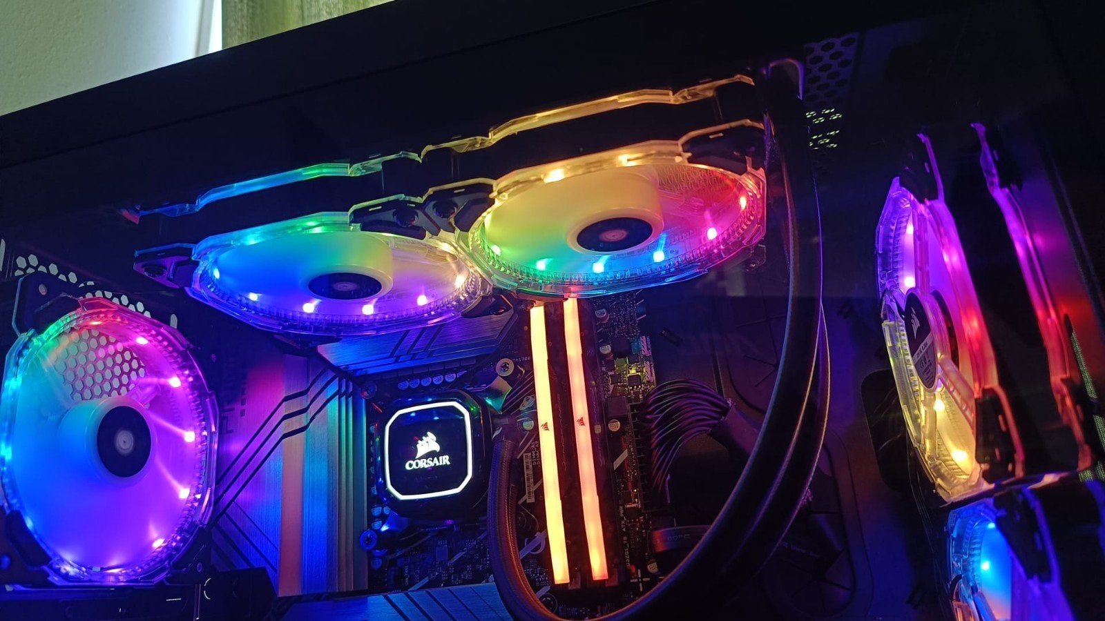 Game Pc Corsair Omega Spec RGB Socket 1700 aio Corsair H100I, Ophalen, Zo goed als nieuw