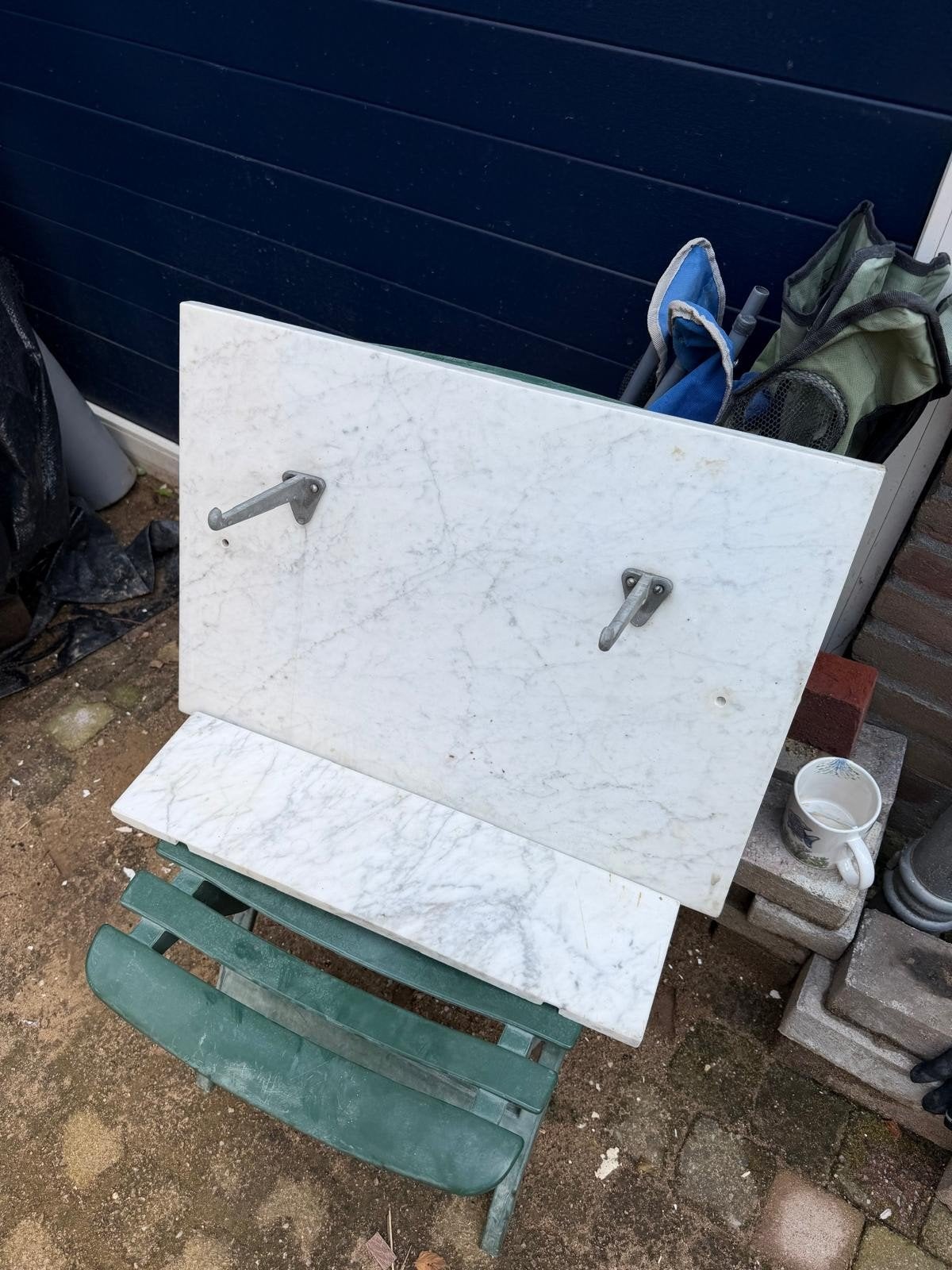 Marmeren platen, Ophalen