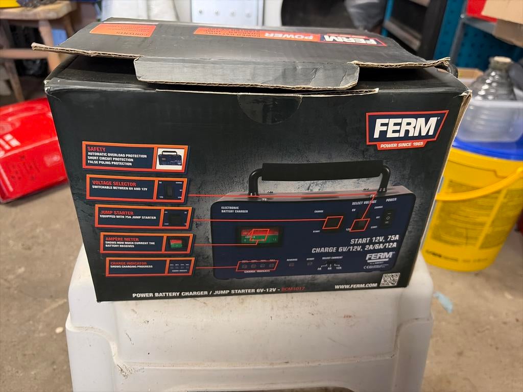 Ferm Power Acculader/Startbooster 6V-12V, Ophalen of Verzenden, Gebruikt, Universele onderdelen