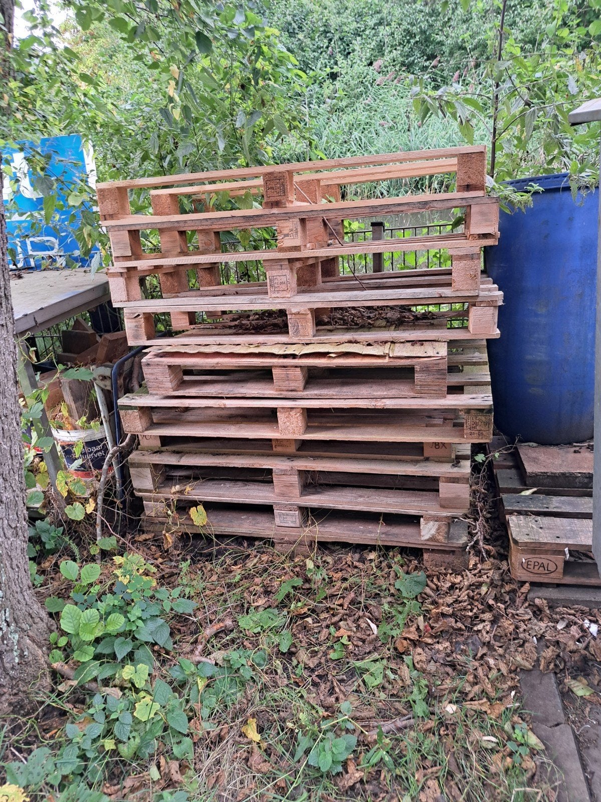 Gratis af te halen: stapel gebruikte pallets, Doe-het-zelf en Verbouw, Ophalen of Verzenden