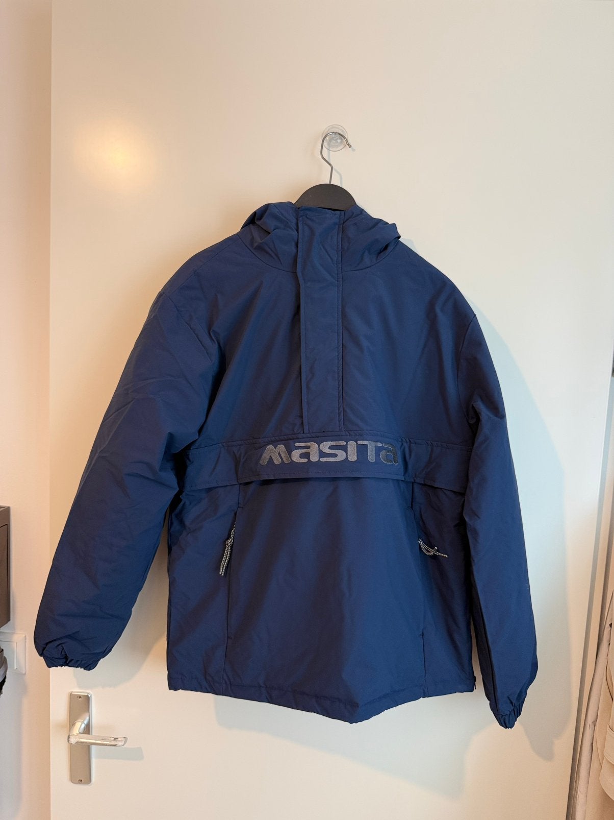 Nieuw Masita cobalt blauwe Anorak maat M, Ophalen, Nieuw, Maat 48/50 (M), Blauw