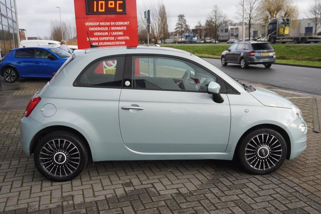 Fiat 500 1.0 Hybrid Launch Edition / Pano / Cruise control /, Voorwielaandrijving, 4 stoelen, Leder en Stof, Origineel Nederlands