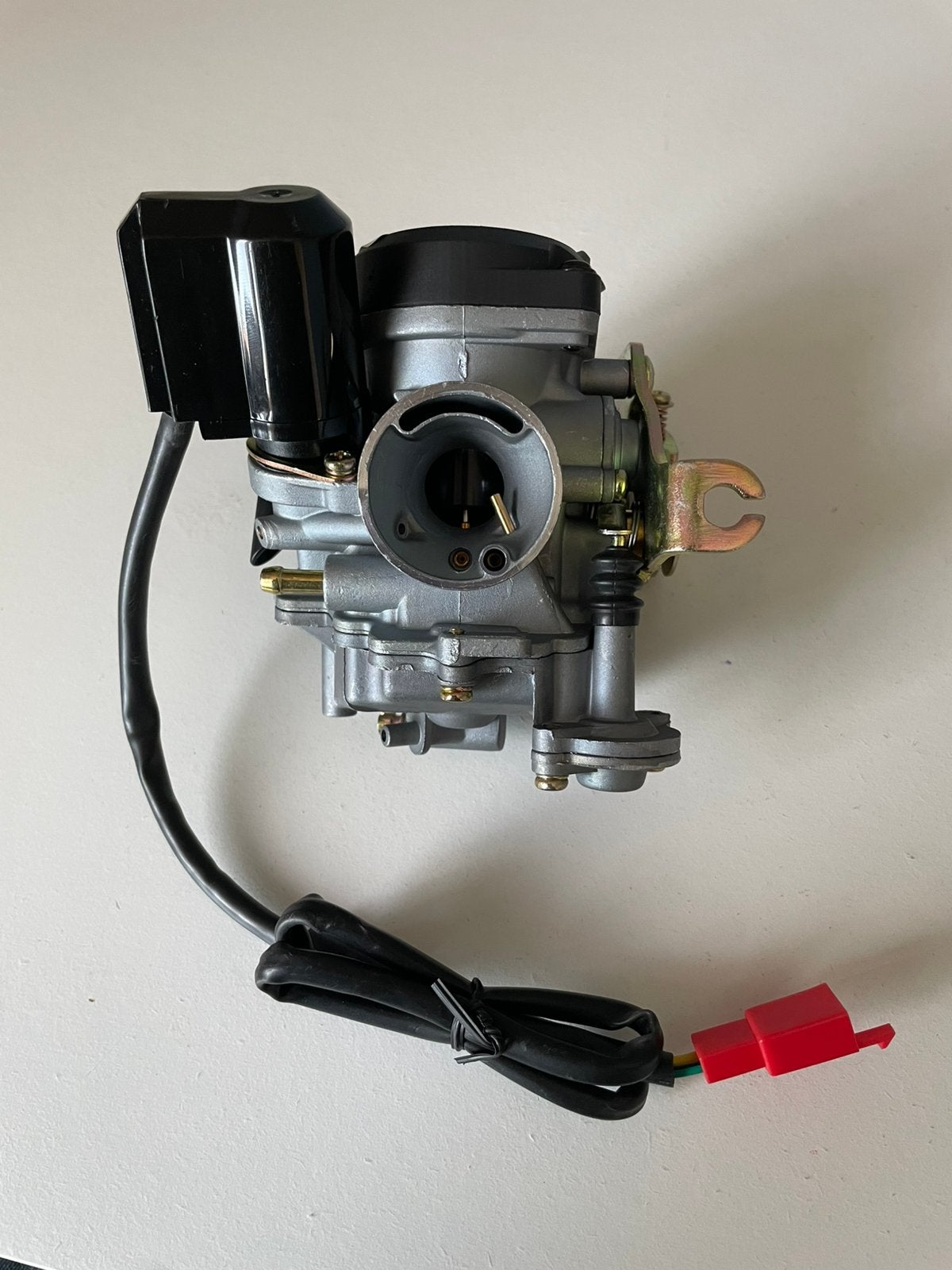 Gloednieuwe scooter GY6 carburateur, Ophalen of Verzenden, Zo goed als nieuw
