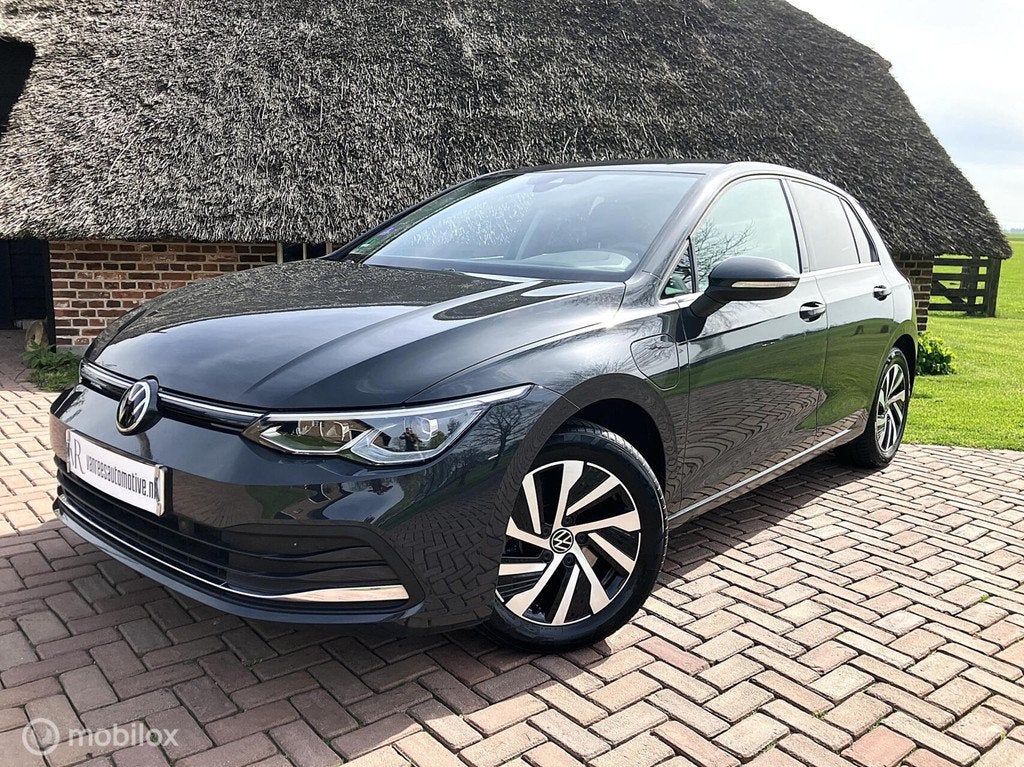 Volkswagen Golf 1.4e Plug in Hybrid Elektr. Stoelen/massage, 1490 kg, Gebruikt, 4 cilinders, Alcantara