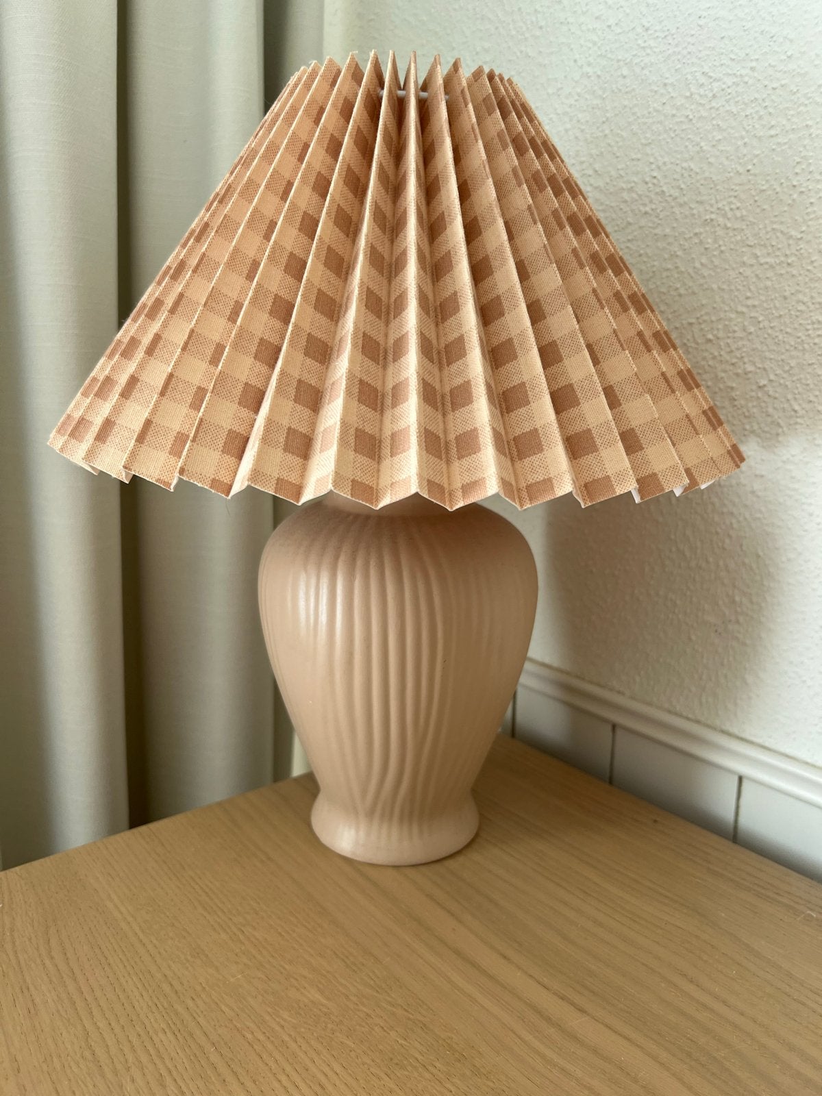 Vintage tafellamp met plisse kap, Gebruikt, Vintage, Keramiek, Schemerlamp
