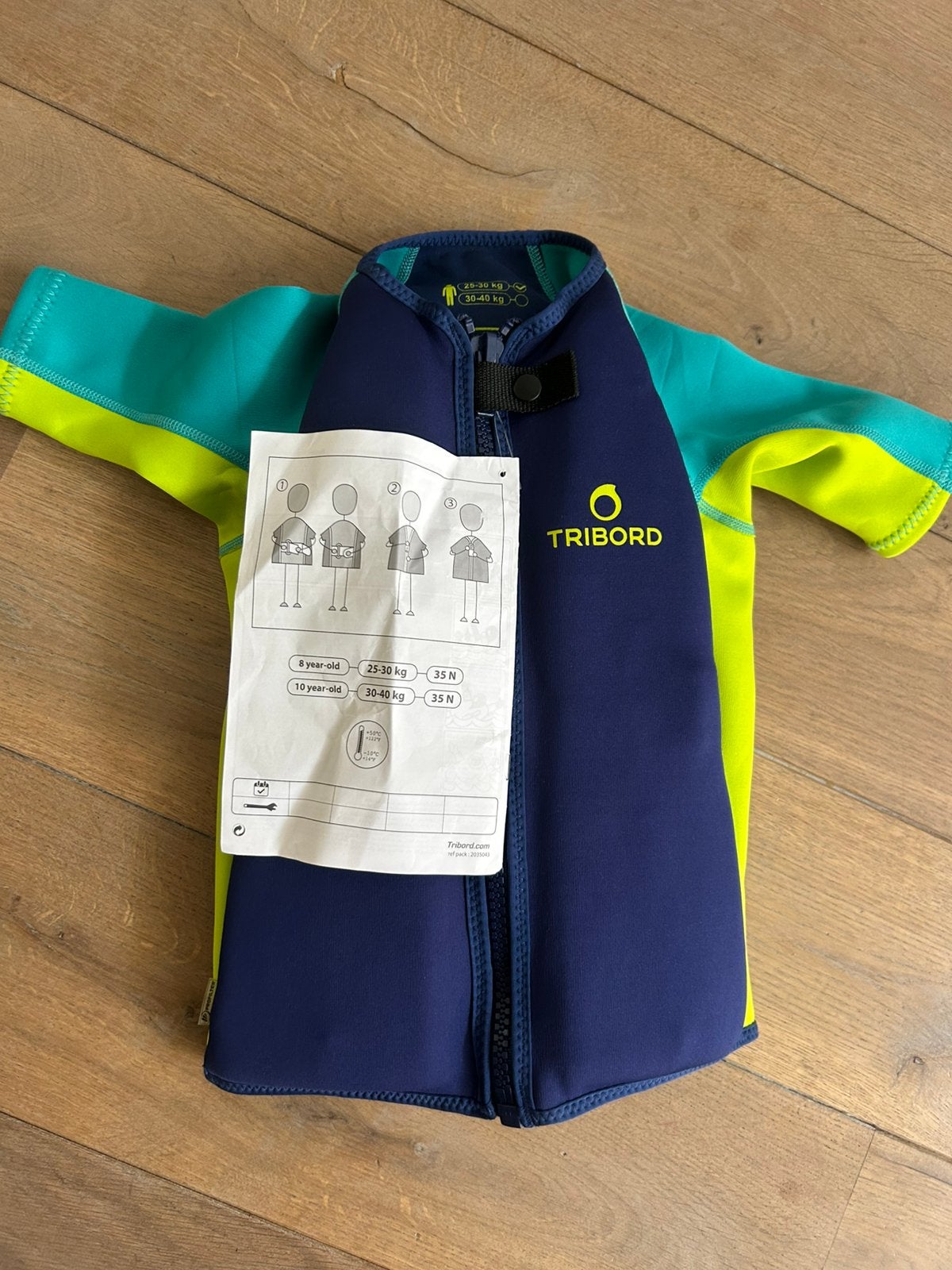 2x zwemvest Tribord Decathlon 25-30 kilo geheel nieuw (8 jr, Ophalen of Verzenden, Zo goed als nieuw, Kind, Reddingsvest of Zwemvest