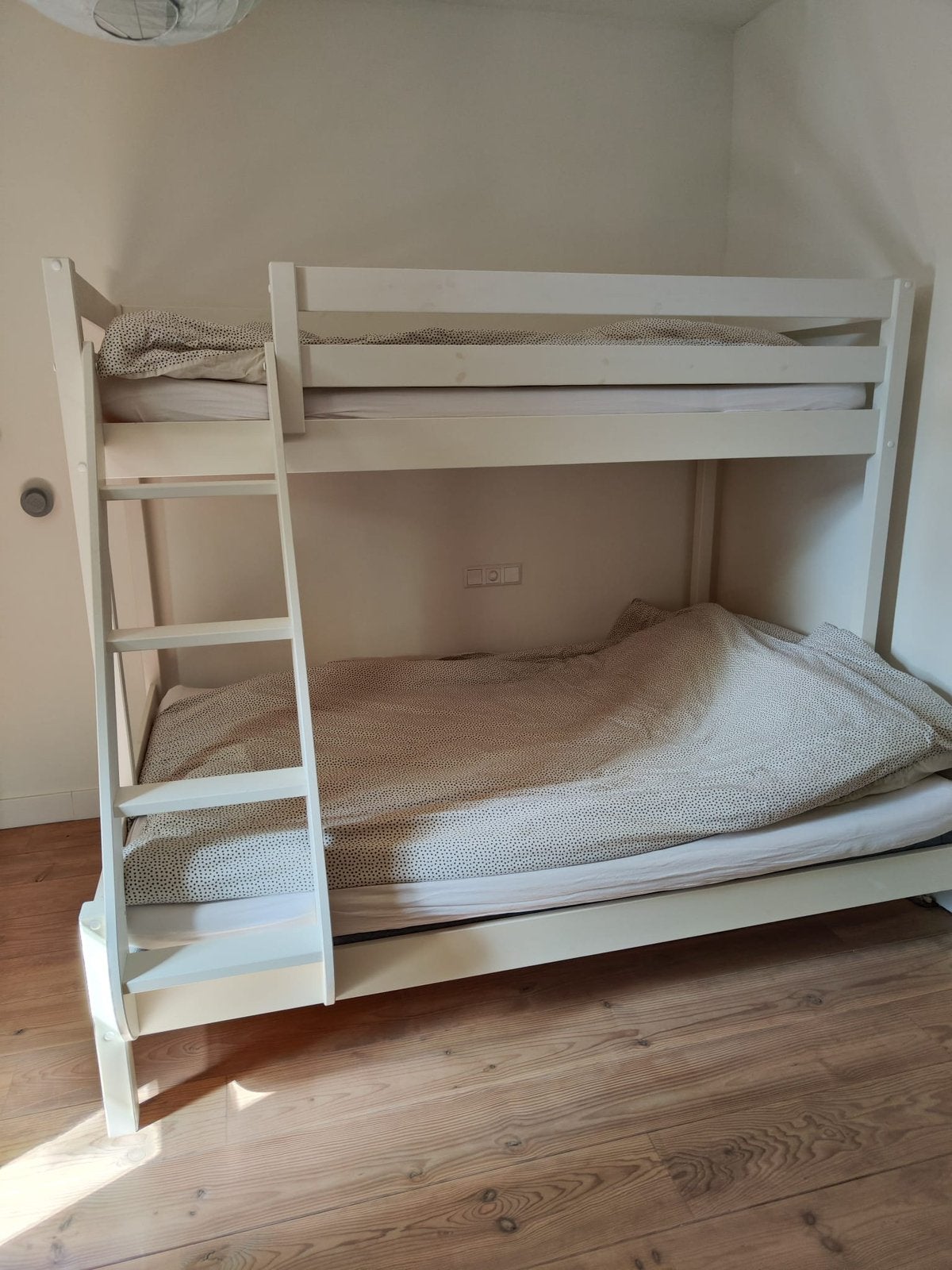 Houten stapelbed 140 en 90 cm, Huis en Inrichting, Slaapkamer | Stapelbedden en Hoogslapers, Ophalen, 90 cm, Tweepersoons, Zo goed als nieuw