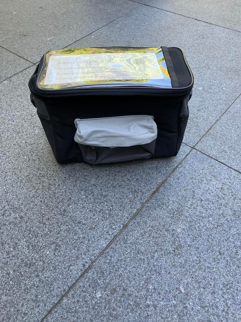 Koeltas voor aan de fiets - Waterafstotend, Ophalen of Verzenden, Zo goed als nieuw