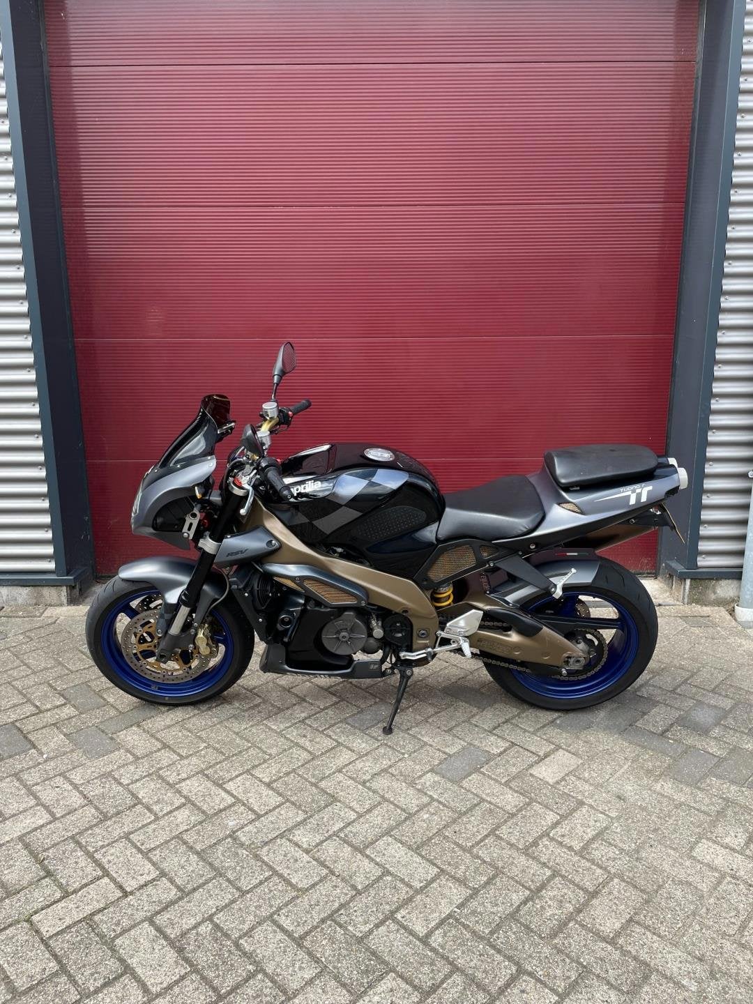 Aprilia RSV 1000 Tuono, Ivo@technoservicehoogendijk.nl, Jan Tinbergenstraat 8-b
2811DZ  Reeuwijk, NL, Meer dan 35 kW, Toermotor