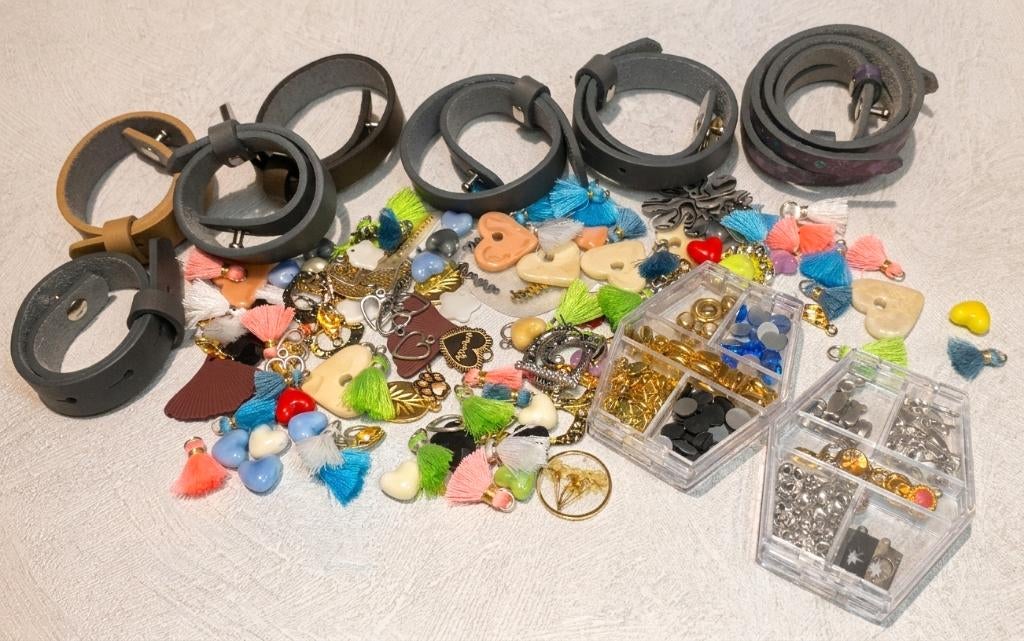 DIY  groot lot om juwelen te maken met bandjes en hangers, Ophalen of Verzenden, Nieuw, Overige typen
