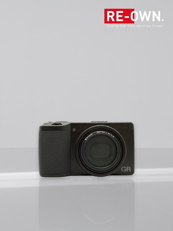 RICOH GR III | NIEUWSTAAT | 3.192 CLICKS | EXTRA'S | DOOS, Audio, Tv en Foto, Ricoh, ., Accu, Ophalen of Verzenden