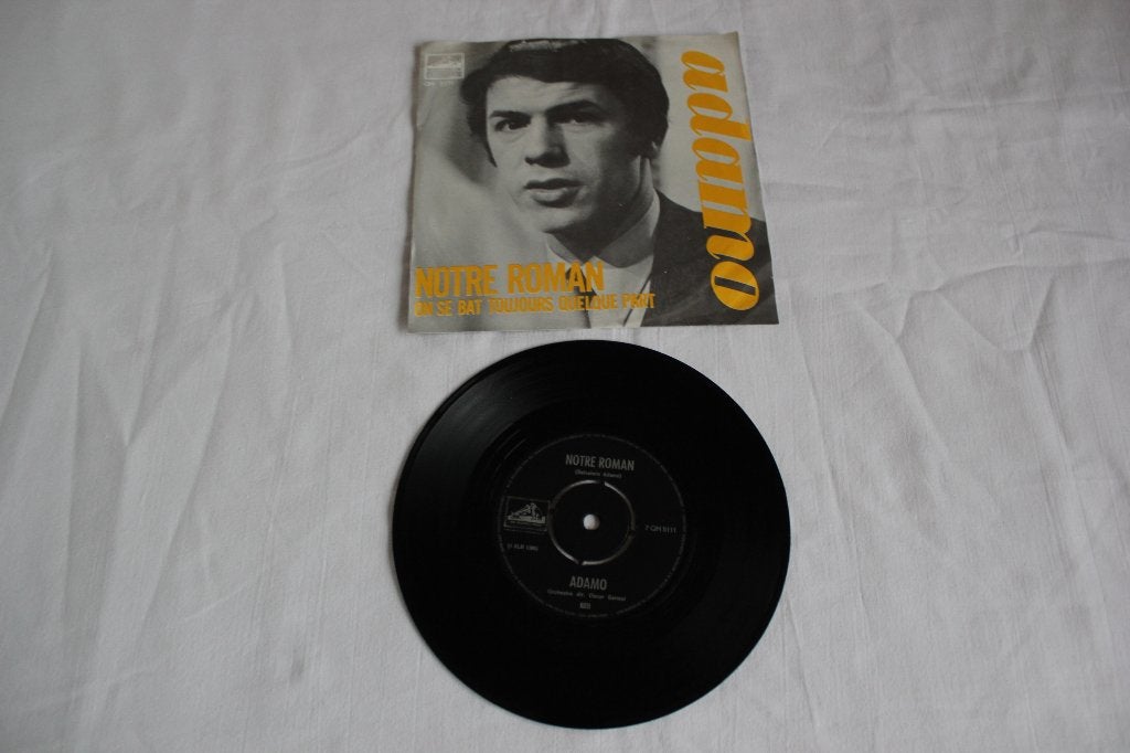 adamo  -  la nuit. / le barbu sans barbe, Cd's en Dvd's, Pop, 7 inch, Ophalen of Verzenden, Zo goed als nieuw