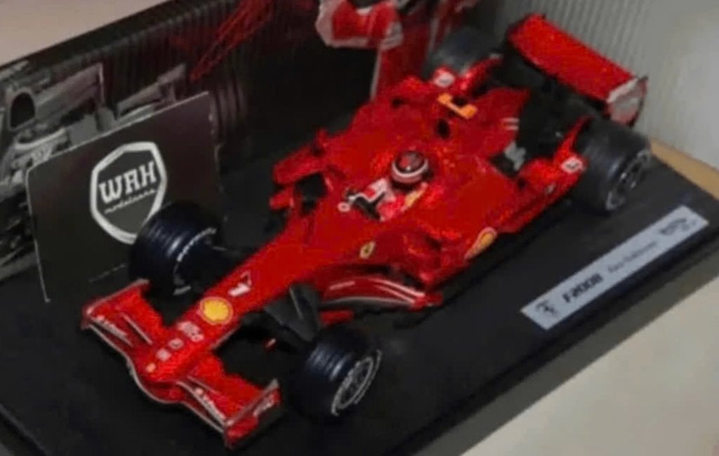 1:18 FERRARI F1 F2008 KIMI RAIKKONEN Hotwheels in doos WRH, Hobby en Vrije tijd, Verzenden, Zo goed als nieuw, Auto, Hot Wheels