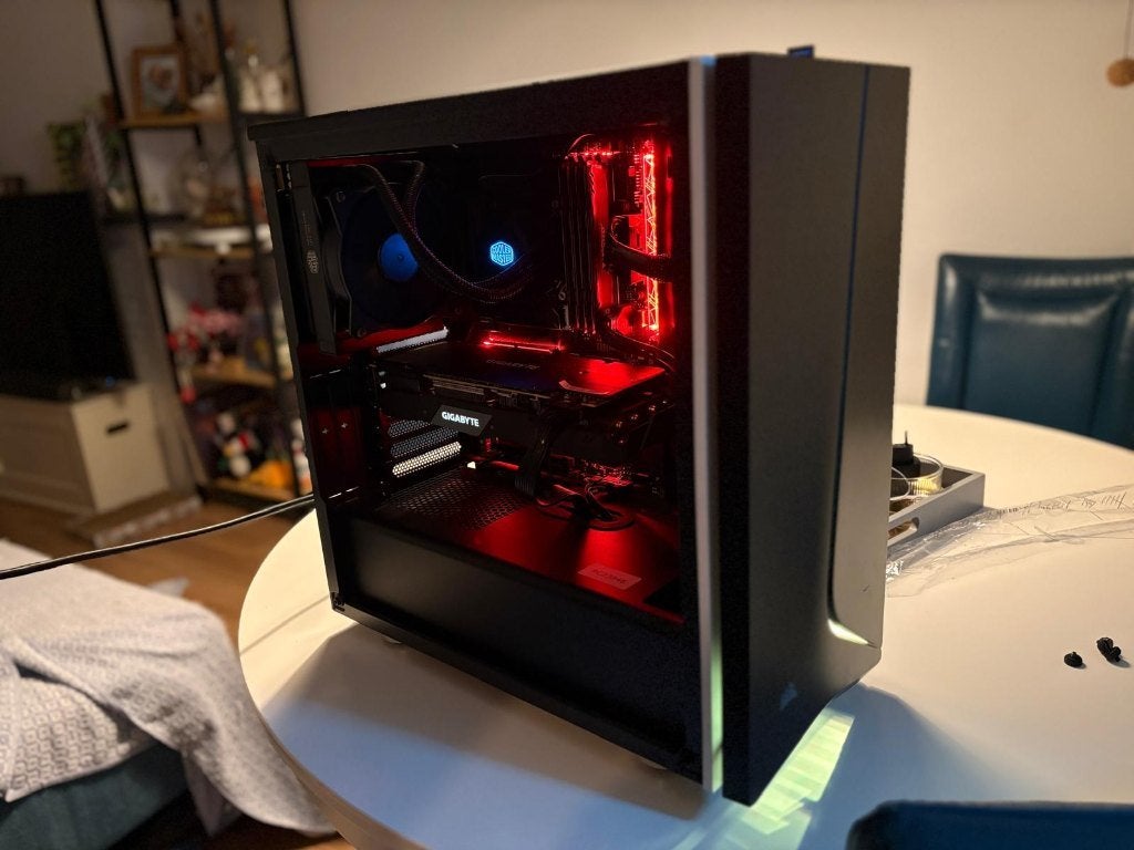 Gaming PC i7-8700 RTX 2080 32GB RAM (specs in beschrijving), Ophalen, 32 GB, Zo goed als nieuw, HDD