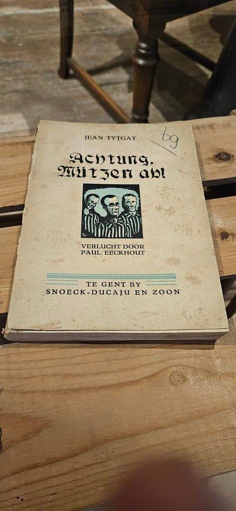 Ooggetuigen boek, "Achting Mützen ab" 1945 zeldzaam boek, Verzamelen, Militaria | Tweede Wereldoorlog, Ophalen of Verzenden, Boek of Tijdschrift