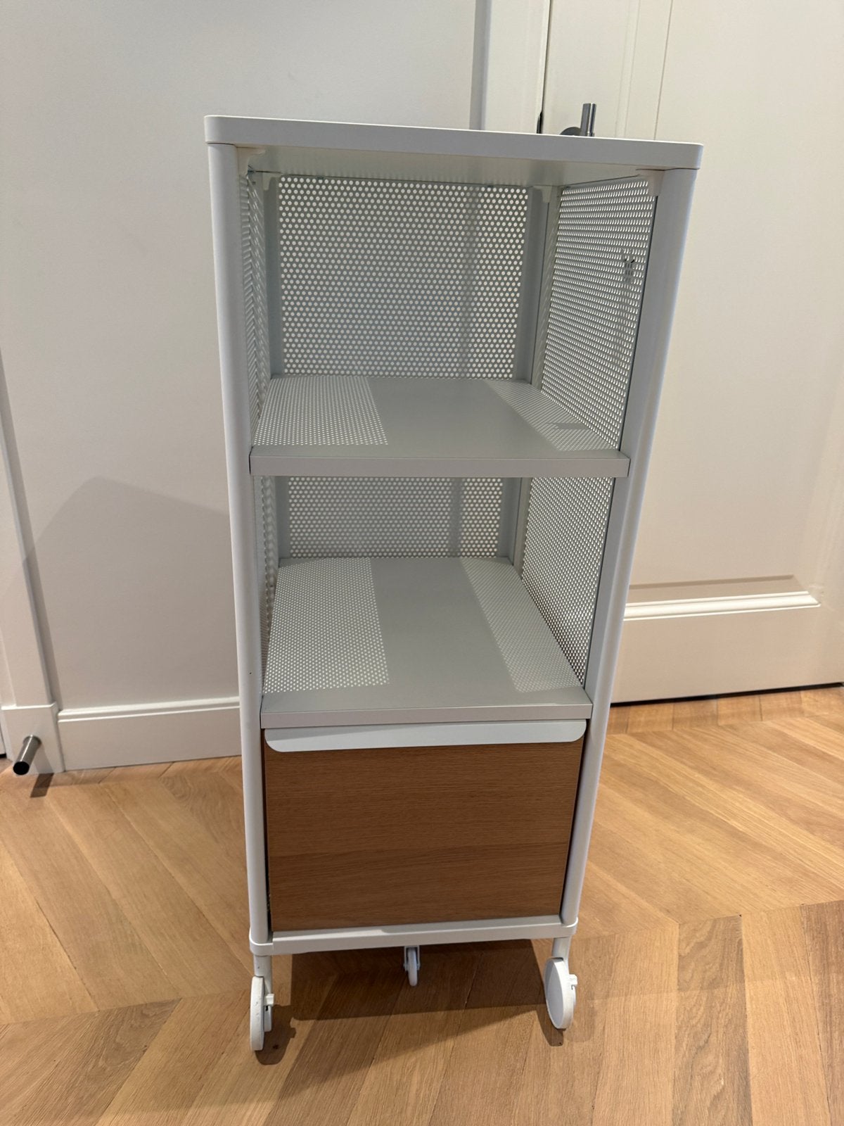IKEA BEKANT opbergmeubel op wielen, Ophalen, Zo goed als nieuw