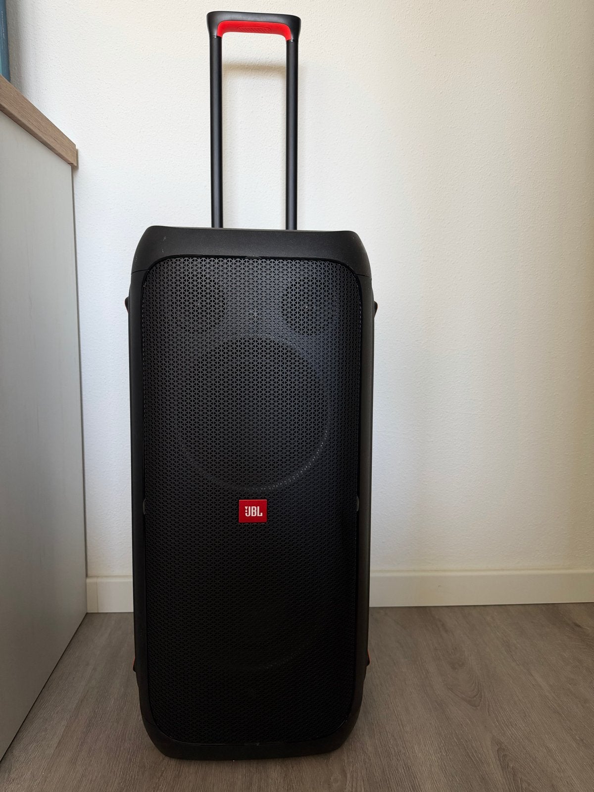 JBL Partybox 310 - Krachtige Party Speaker met Lichteffecten