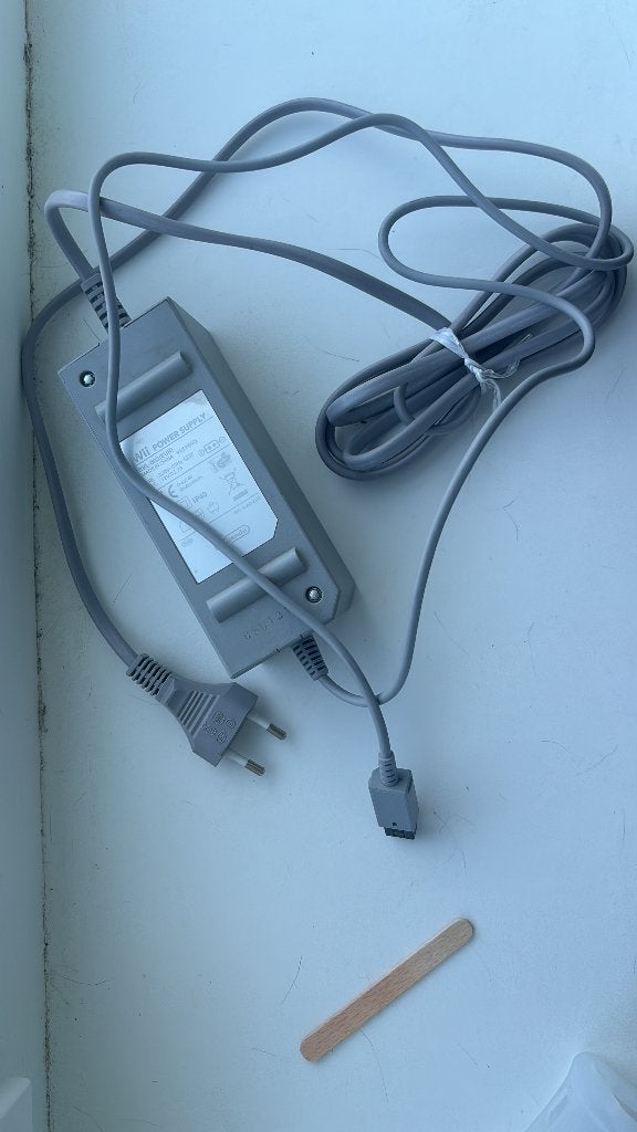 Wii power supply, Ophalen of Verzenden, Zo goed als nieuw, Wii, Oplader of Kabel