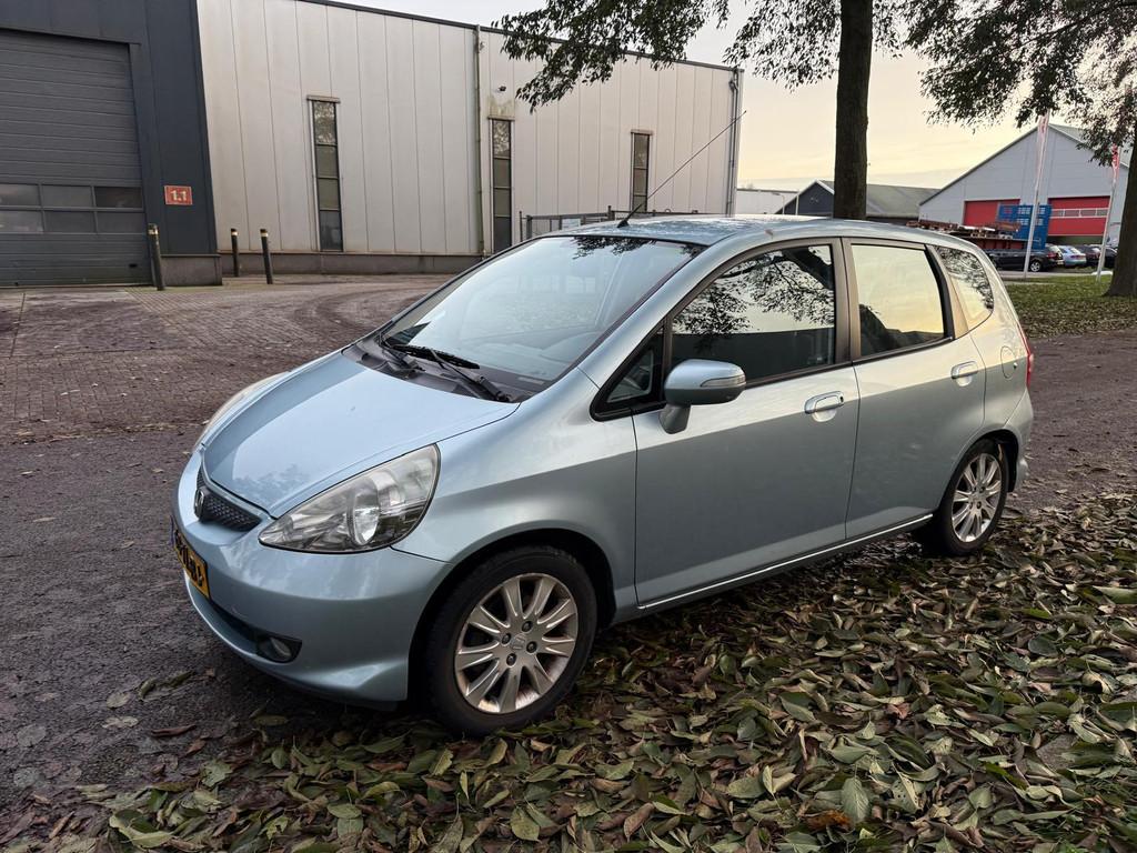 Honda Jazz 1.4 ES clima apk zeer nette auto, Voorwielaandrijving, 83 pk, 450 kg, 4 cilinders
