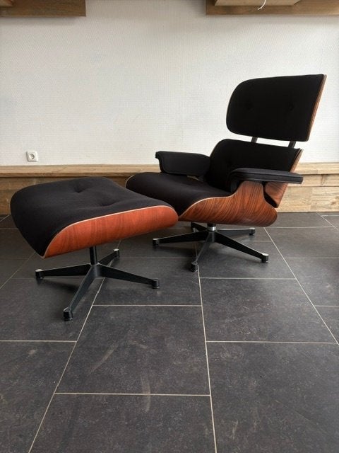 Vitra Eames Lounge Chair 60th Anniversary Limited Edition, Huis en Inrichting, Fauteuils, Vitra, Design, 75 tot 100 cm, Ophalen of Verzenden