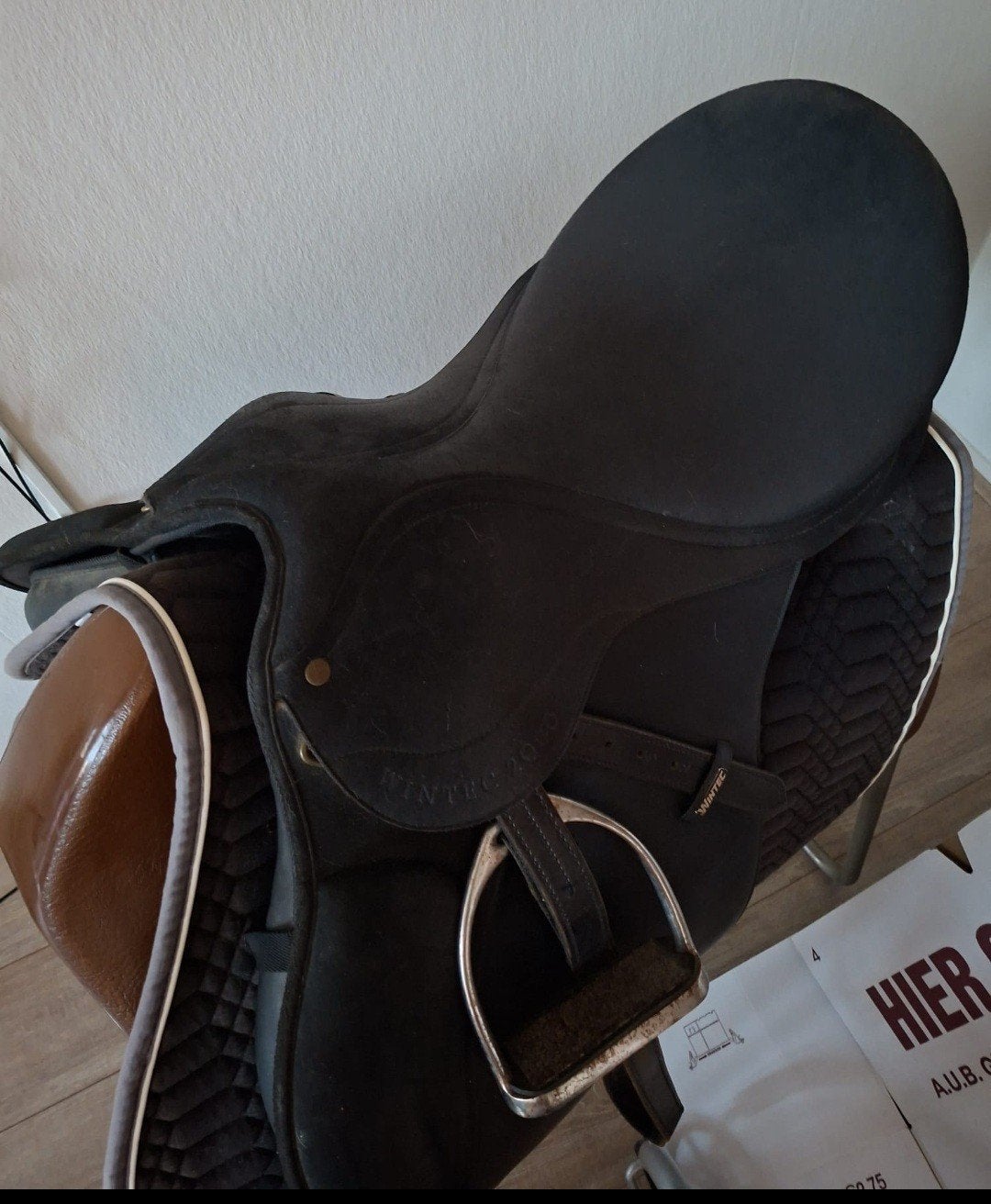 Wintec leren zadel, Dieren en Toebehoren, Gebruikt, Dressuur, M (17 inch), Wintec