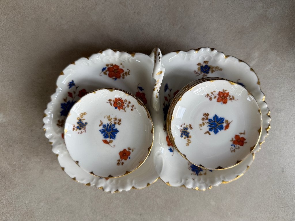 Porseleinen boterschaaltje met kleine bordjes, Ophalen of Verzenden