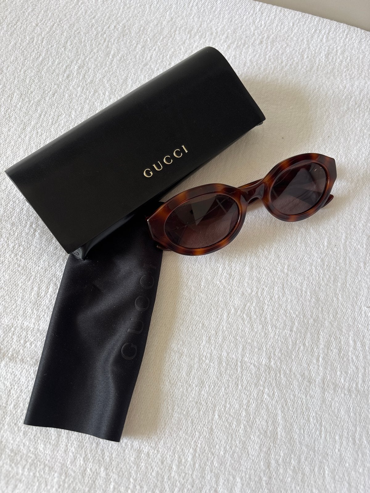 Gucci zonnebril, bruin, nieuw, Ophalen of Verzenden, Zo goed als nieuw, Bruin, Zonnebril