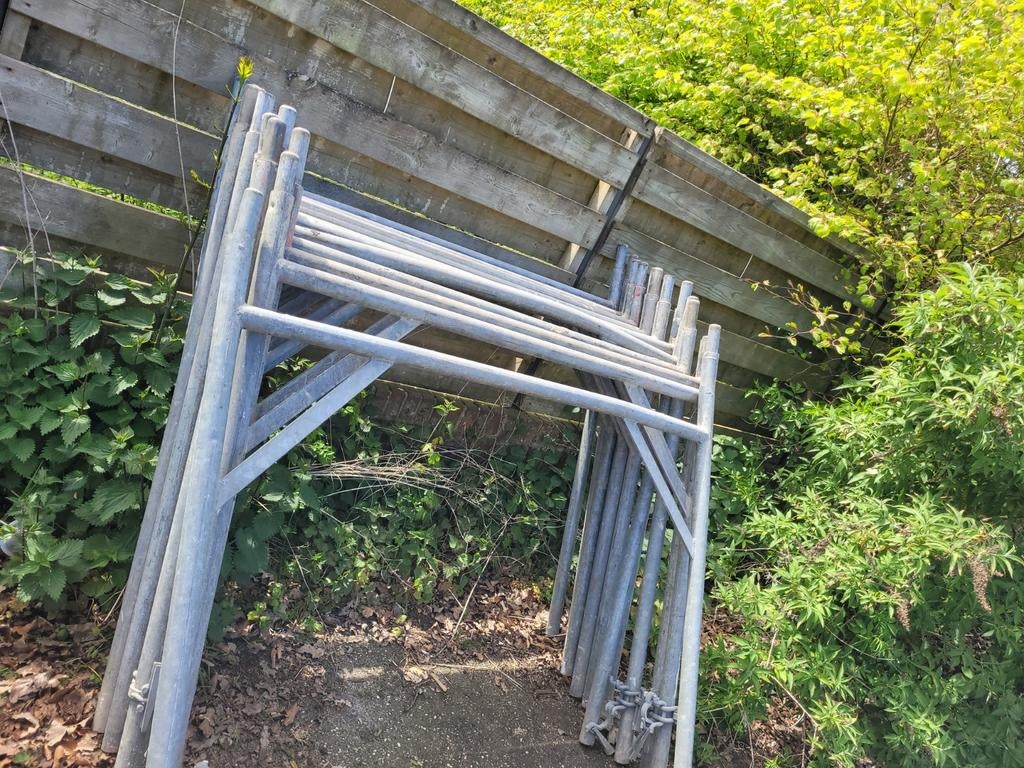 12 steiger jukken H jukken, Doe-het-zelf en Verbouw, Steigers, Ophalen, Gevelsteiger, Minder dan 2 meter