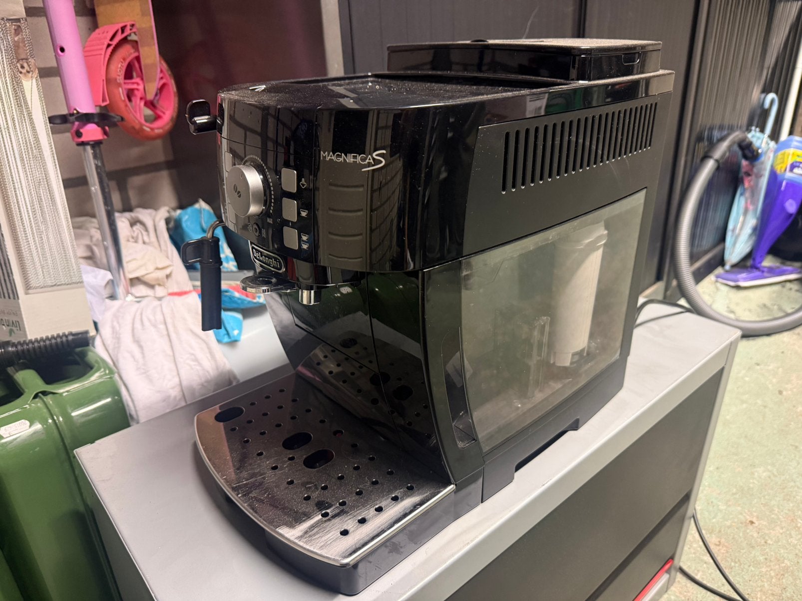 Delonghi magnifica S bonen zgan