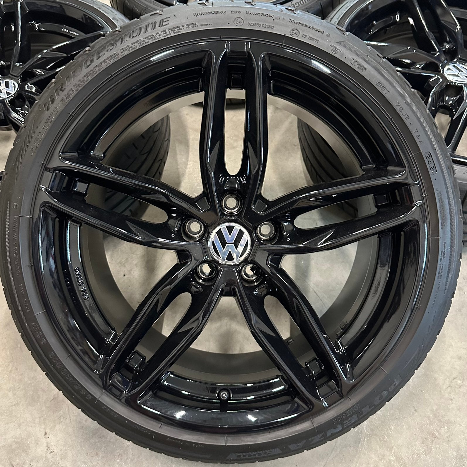 19” nieuwe velgen audi golf gti gtd caddy seat bridgestone, Auto-onderdelen, Banden en Velgen, 19 inch, Banden en Velgen, Nieuw